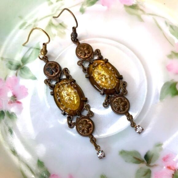Vintage Style Dangle Earrings - Picture 1 of 5